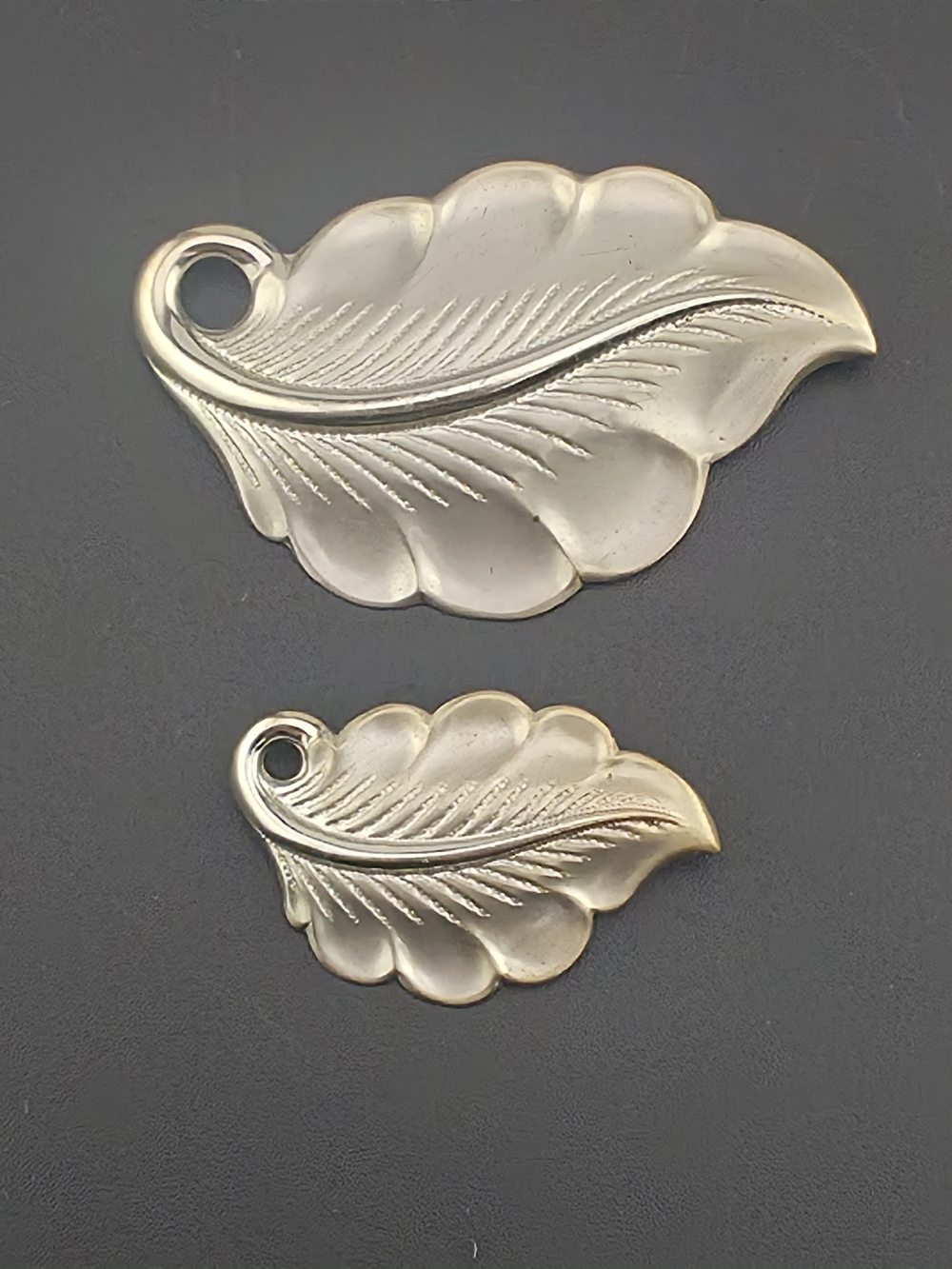 Vintage Embossed Silver Fall Leaf Brooch Pin Set